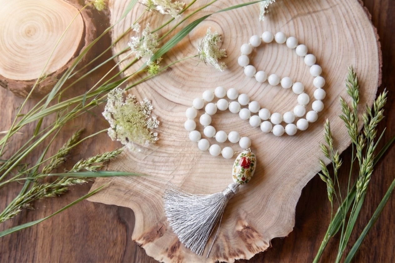 1. Jap Mala Real Stone 54